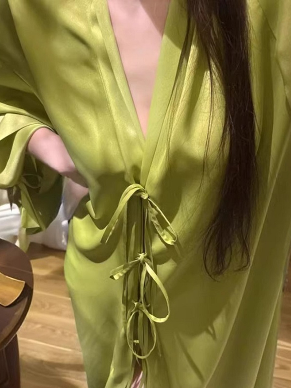 軽量長袖アイスシルクオープンカーディガンローブ女性夏肌に優し - Robe Silk Women のレビューと価格