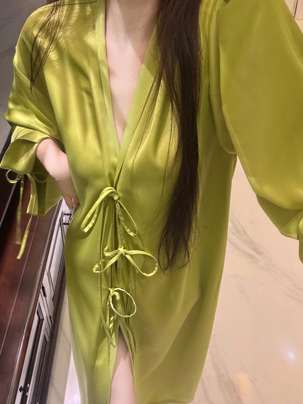 軽量長袖アイスシルクオープンカーディガンローブ女性夏肌に優し - Robe Silk Women のレビューと価格